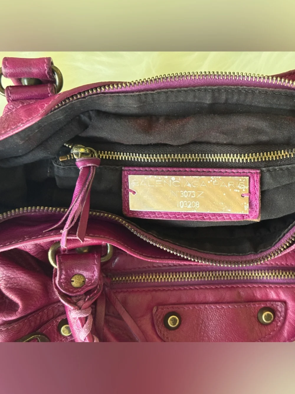 BALENCIAGA CITY BAG FIRST BAG 2005 CHÈVRE LEATHER PURPLE VINTAGE W/MIRROR - Picture 13 of 16